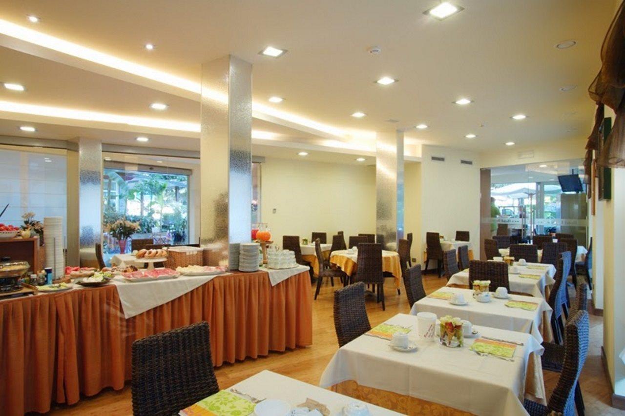 Hotel Daniele Линьяно-Саббьядоро Экстерьер фото