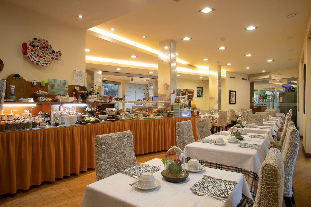 Hotel Daniele Линьяно-Саббьядоро Экстерьер фото